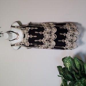 NWT Chelsea & Violet, Size M-L